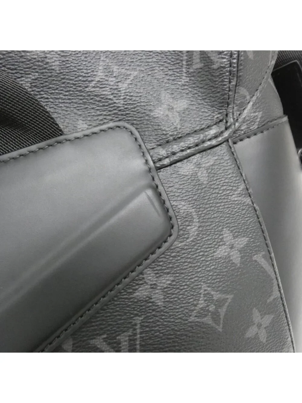 Louis Vuitton Monogram Eclipse Messenger Voyage MM Shoulder